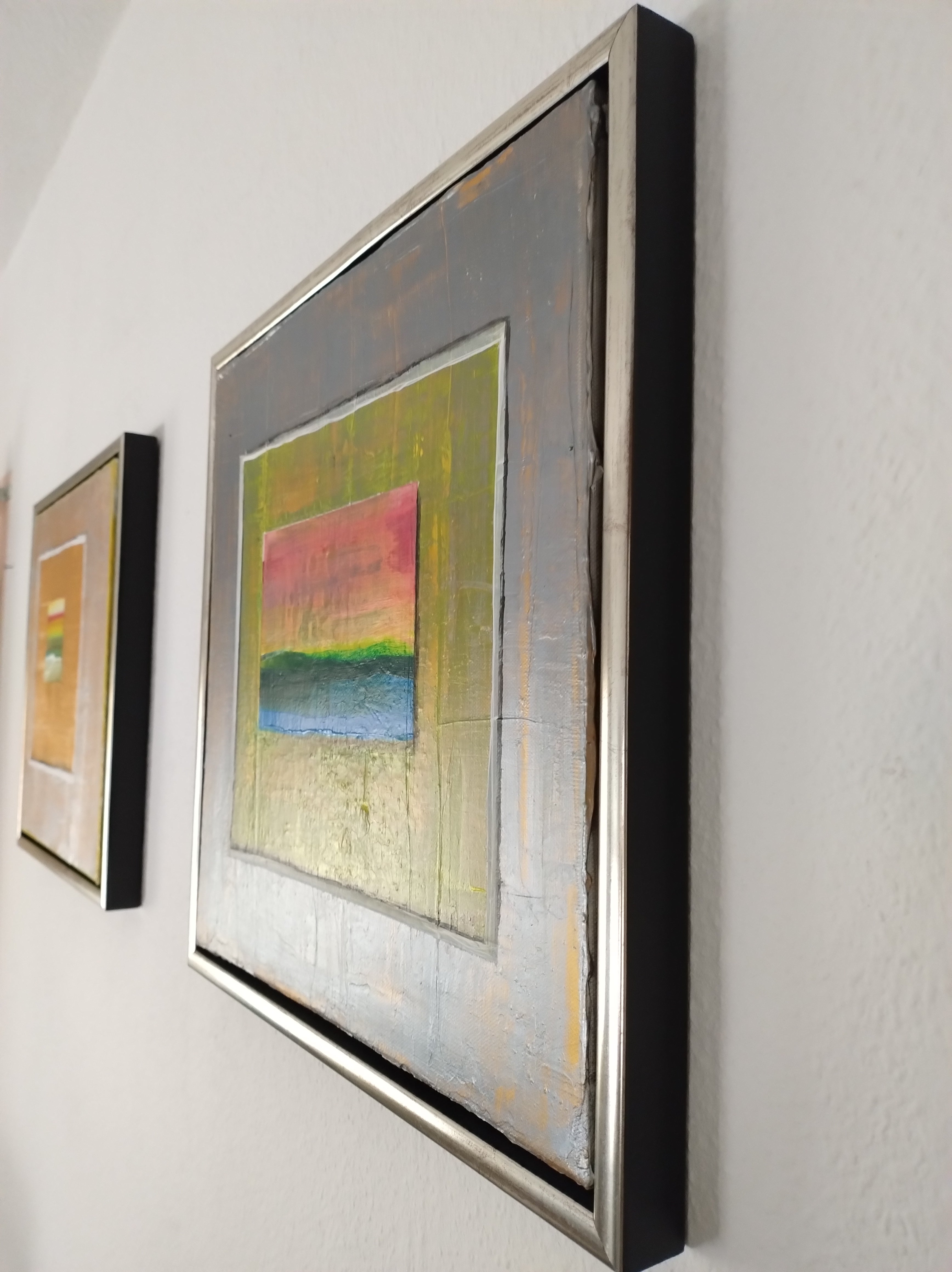 Unikat: Farbspiel in Silber, 40 cm x 40 cm, Acryl auf Leinwand